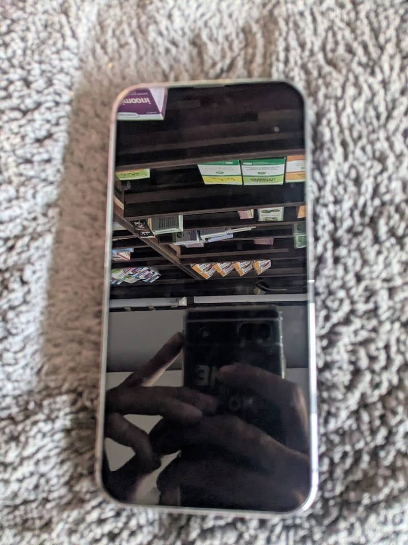 Apple iPhone 14 Pro Max 6