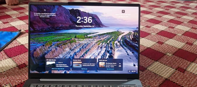 Lenovo Yoga Slim 7 14IMH9 | Core Ultra 5 | 14" OLED Display | Like Ne