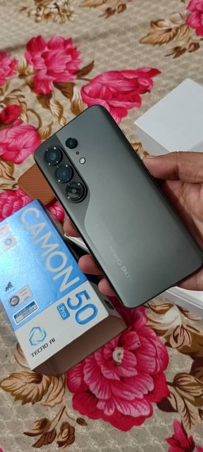 Tecno Common 50pro 8.256 New Condition