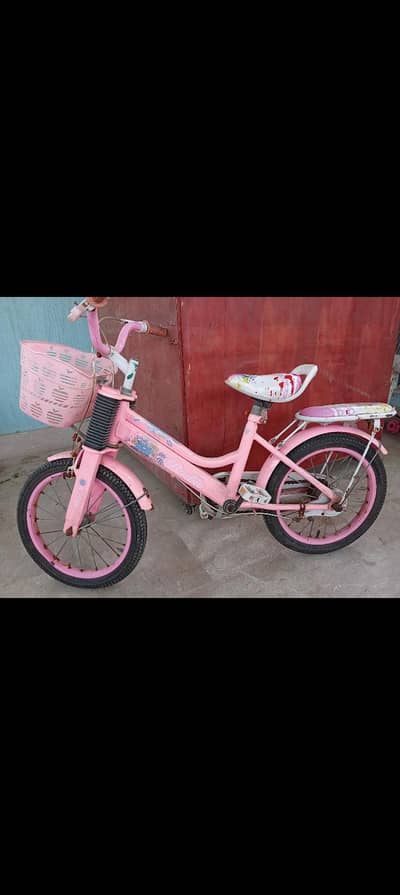 girl cycle