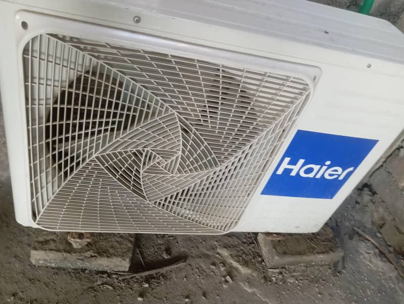 Haier Split 1 Ton 2