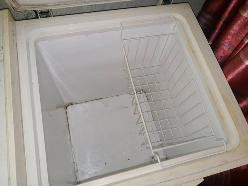 D Freezer 2