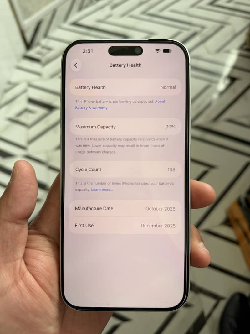 Apple iPhone 17 Pro Max 0