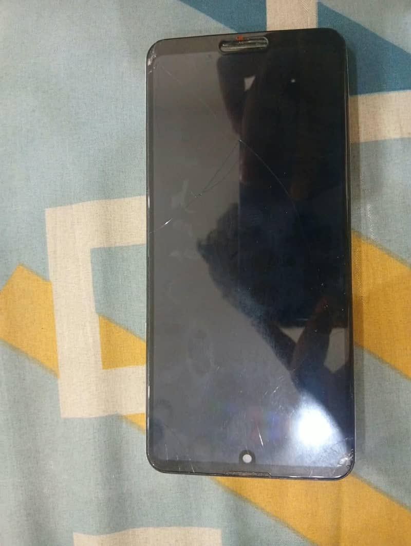 Sharp Aquos R5G 1