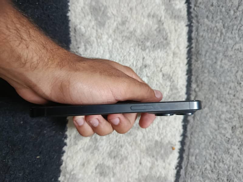 Apple iPhone 15 Pro 5