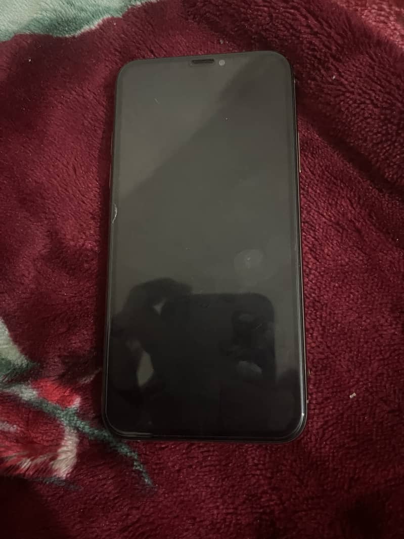 Apple iPhone XS 1