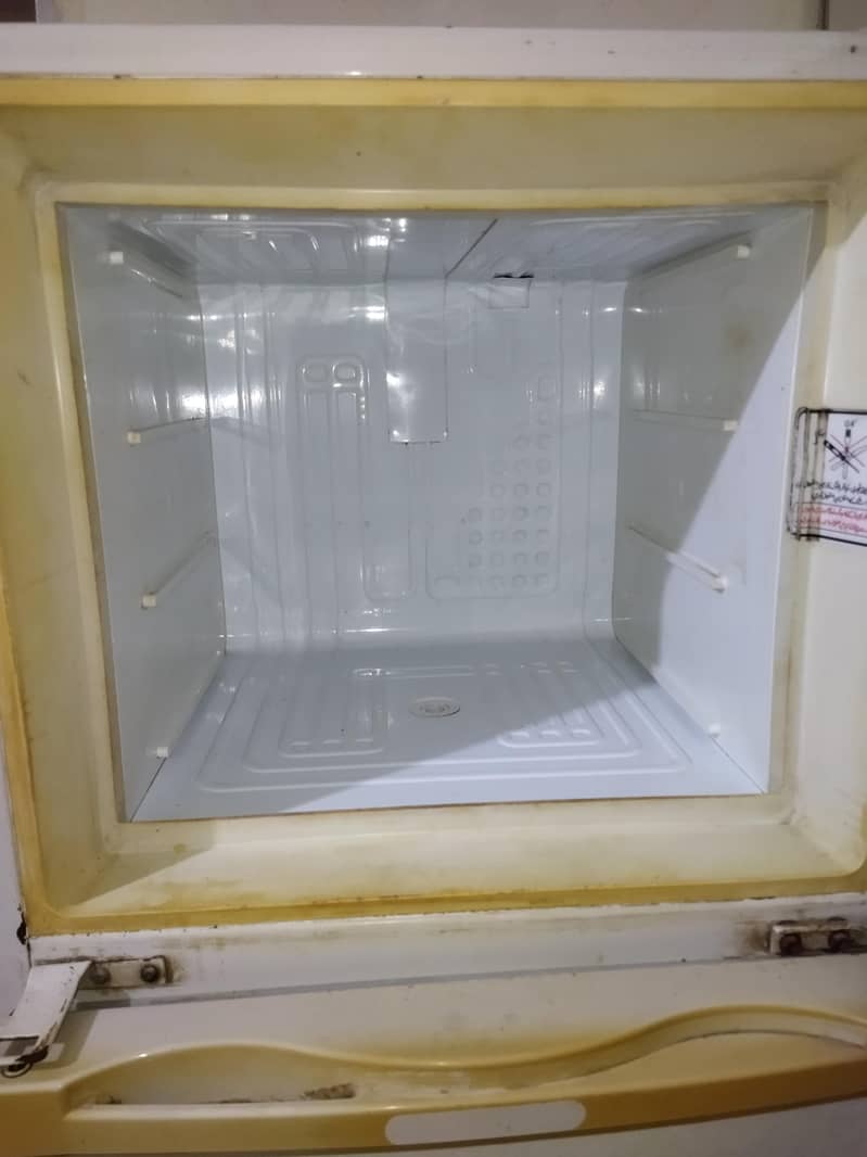 Refrigerator 1