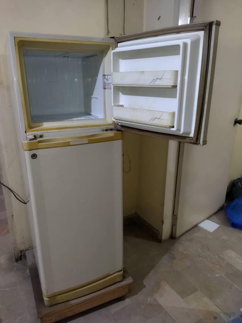 Refrigerator 3