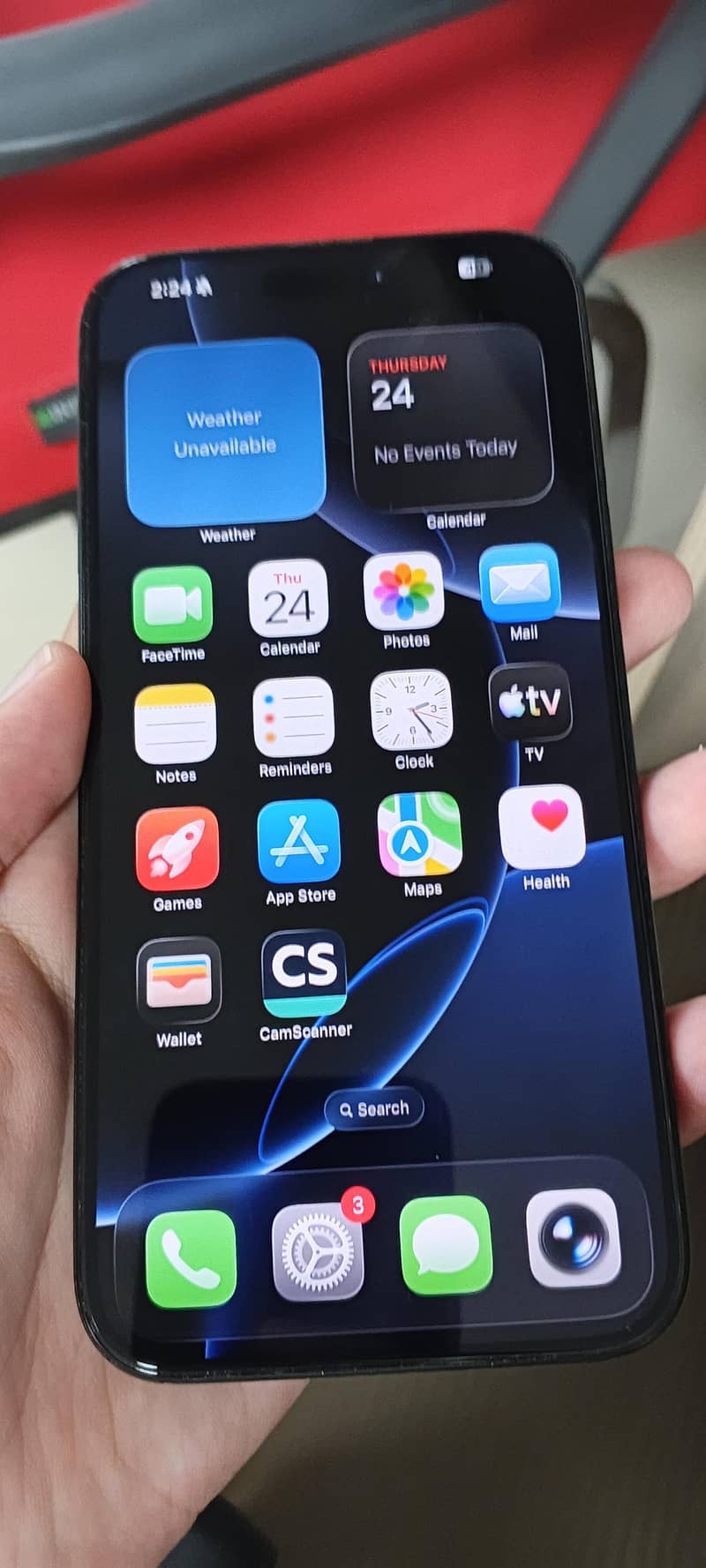 Apple iPhone 16 Pro Max 4
