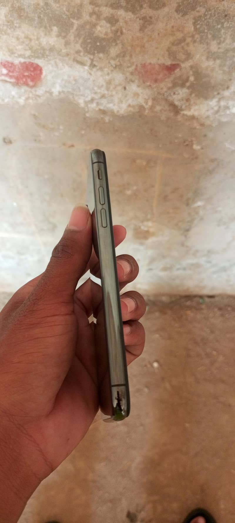 Apple iPhone X 4