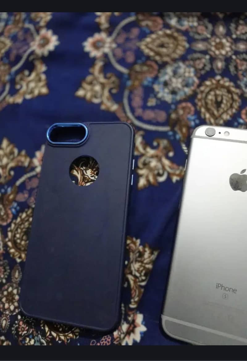 Apple iPhone 6S Plus 2