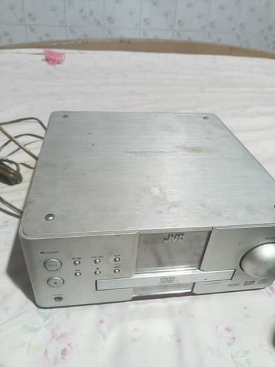 JVC ka Micro Component System hai*