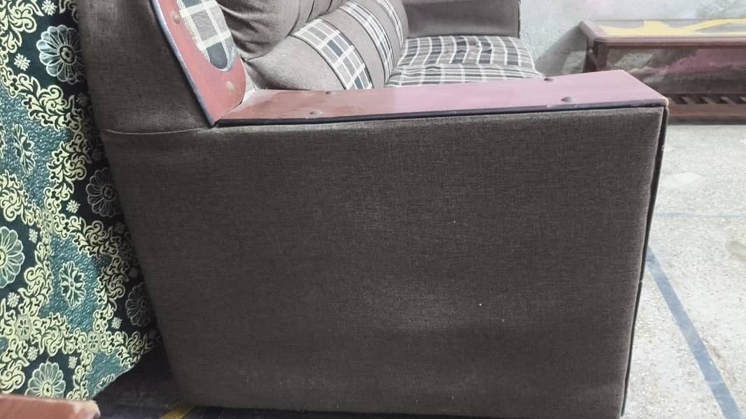 3 Sofas One Seater 2 Seaters 3 Seaters Sofas 11