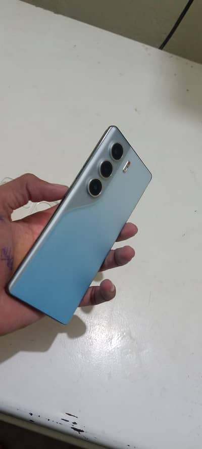 Tecno CAMON 40 Pro
