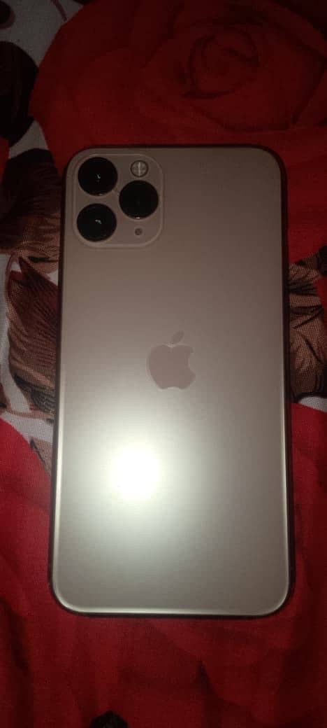 Apple iPhone 11 Pro 1