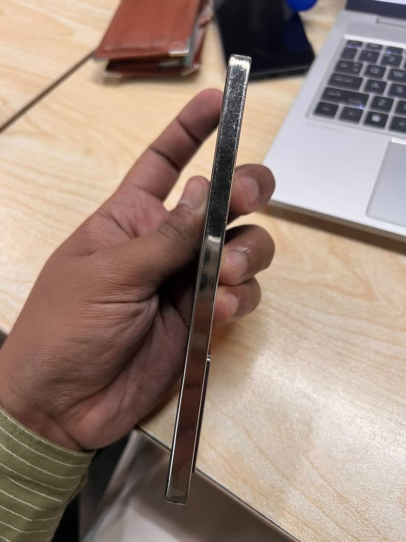 Infinix Note 40 1
