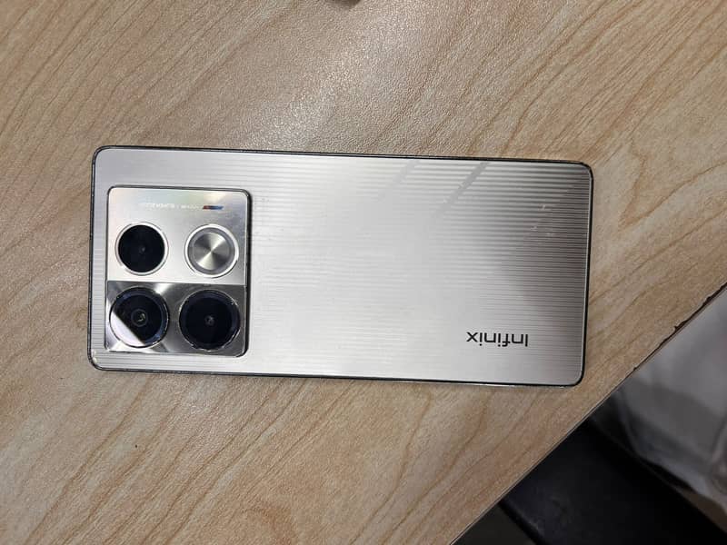 Infinix Note 40 3