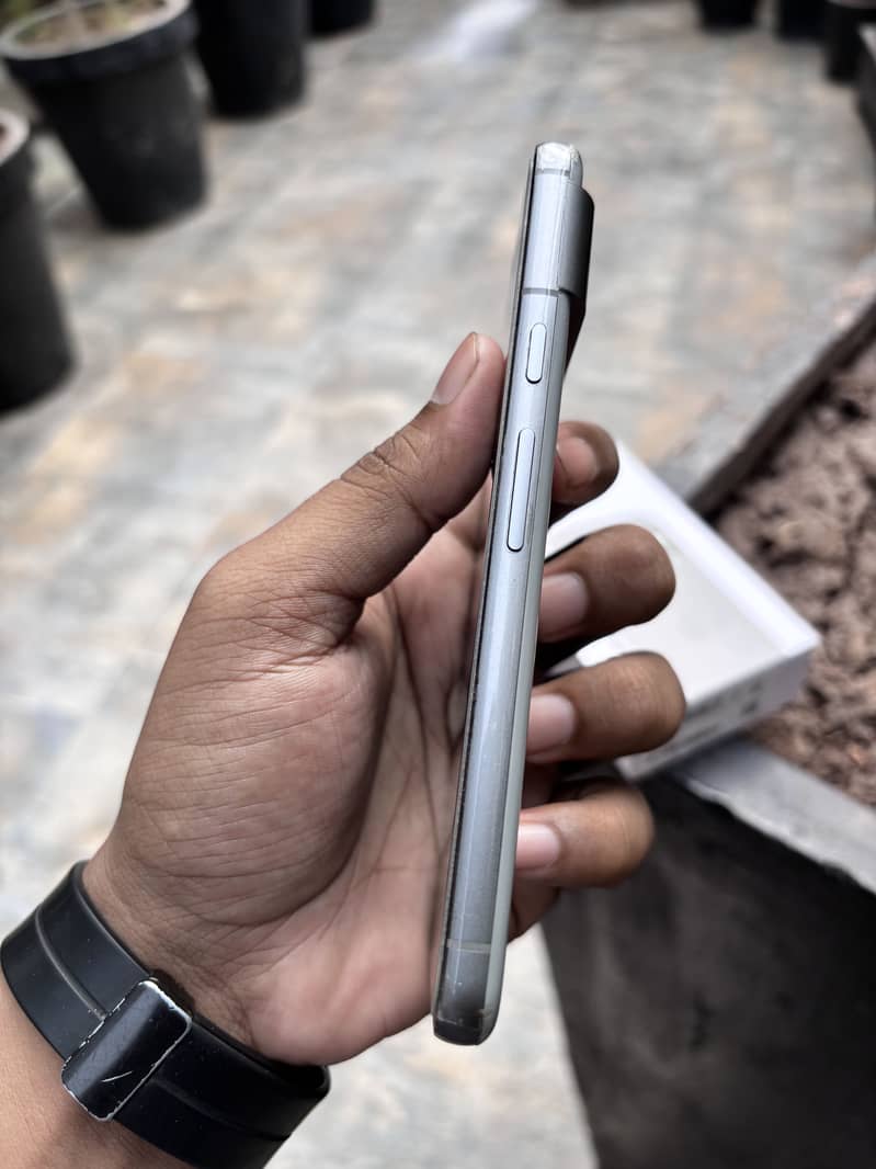 Google Pixel 8 1