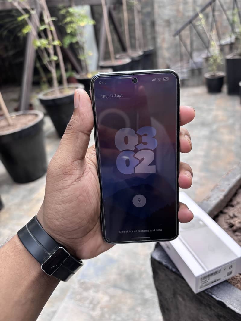 Google Pixel 8 9