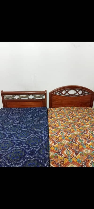 shisham wood 10/10 Condition two beds