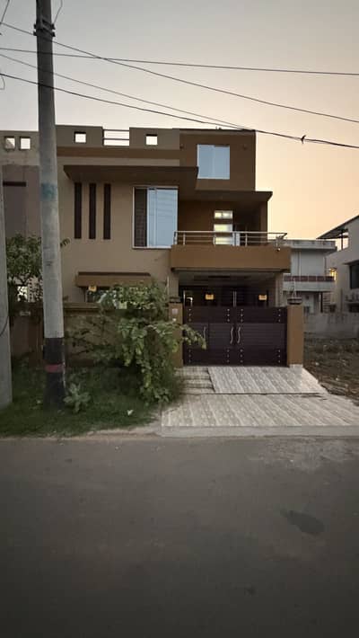 House For sale In Central Park - Block AA