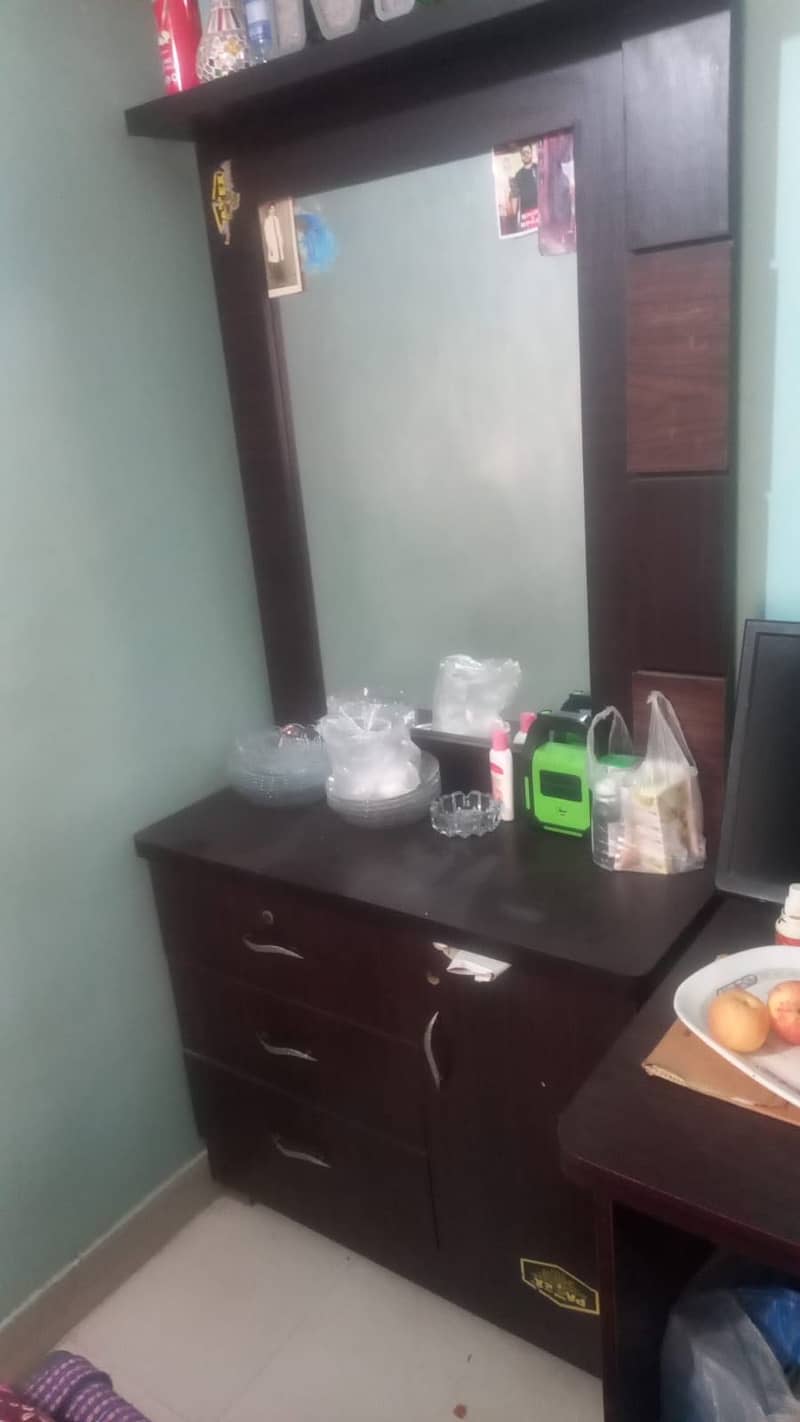 dressing tables 0