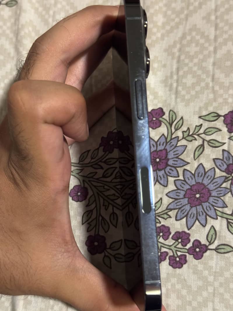 iPhone 13 Pro 3