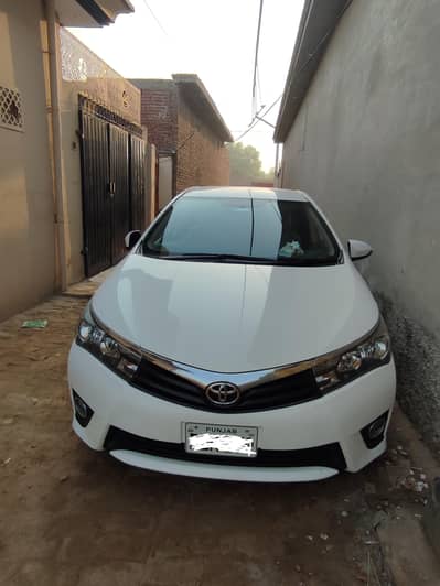 Toyota Corolla Altis 2016 {03106856792}