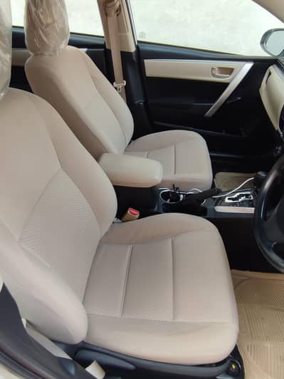 Toyota Corolla Altis 2016 {03106856792}