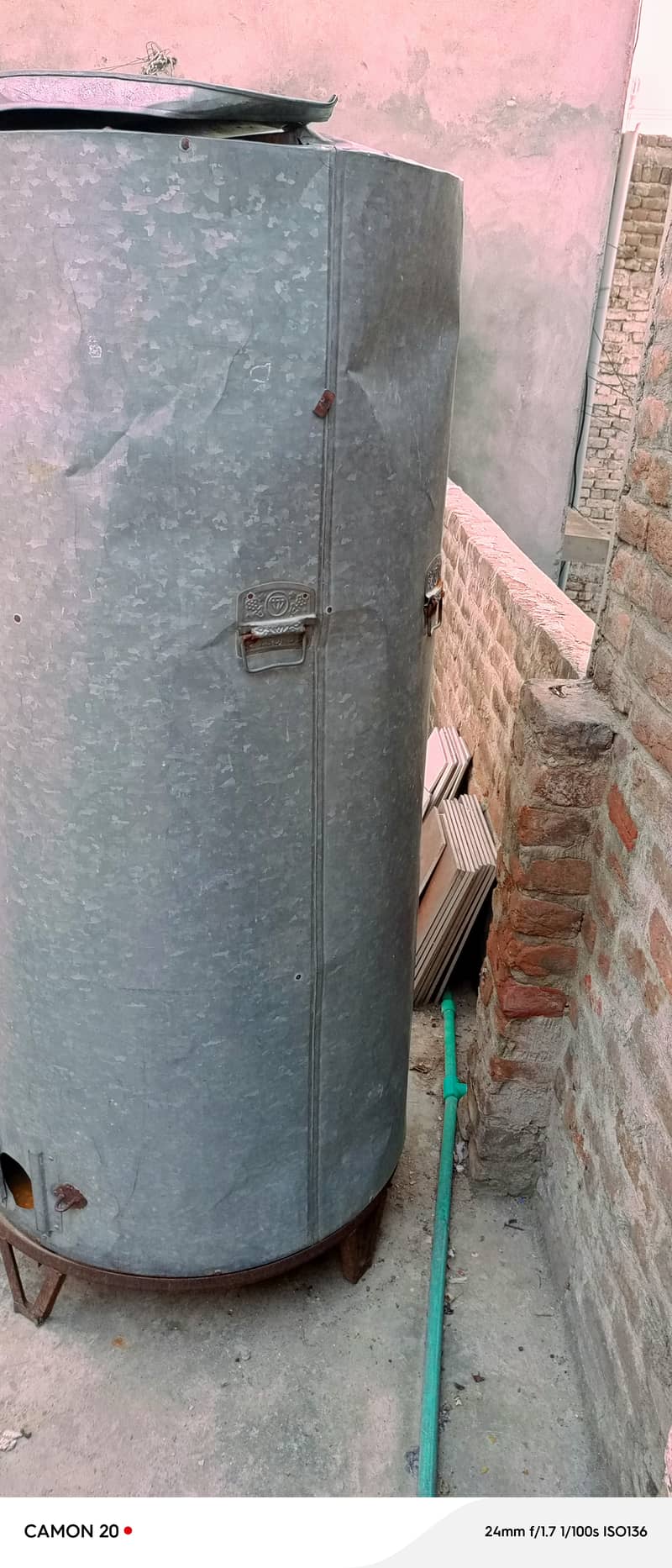 Wheat storage drum 1