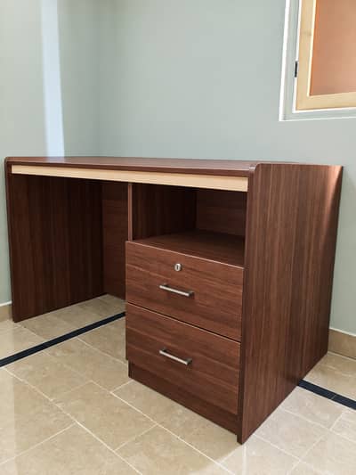 Office Table & Cabinet