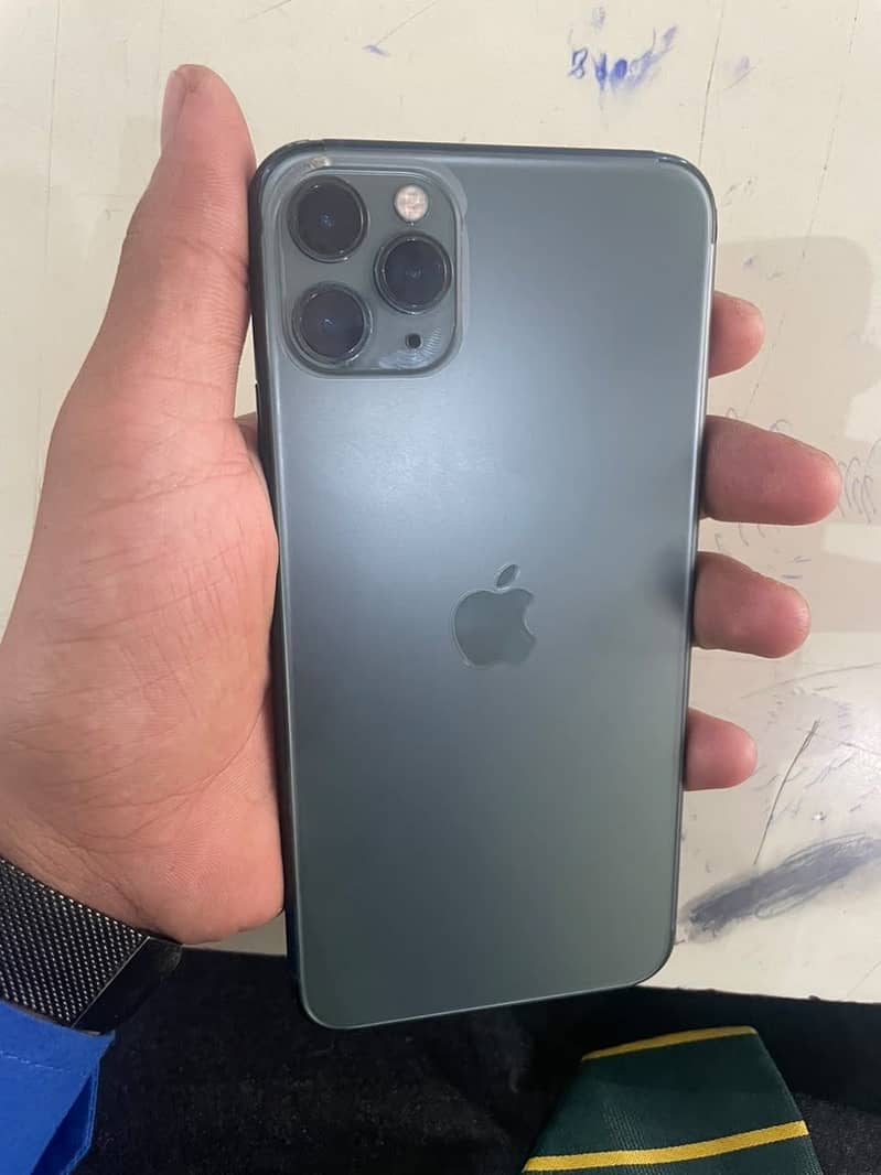Apple iPhone 11 Pro Max 2