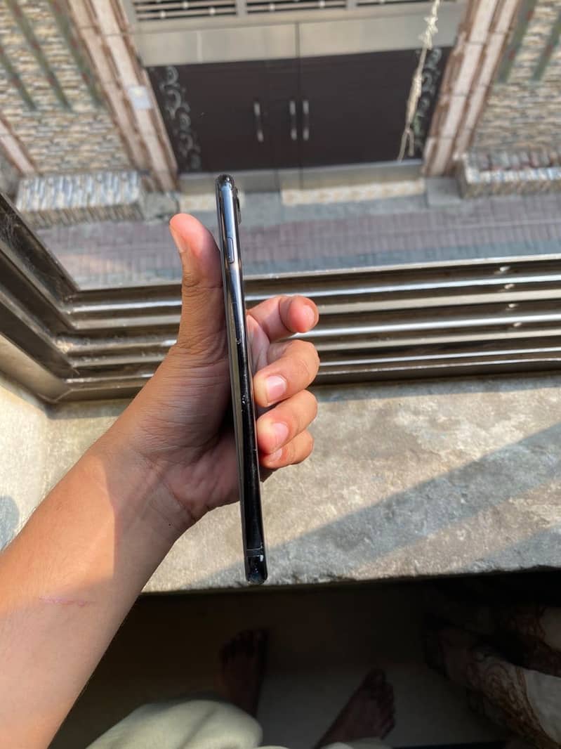 Apple iPhone 7 Plus 2