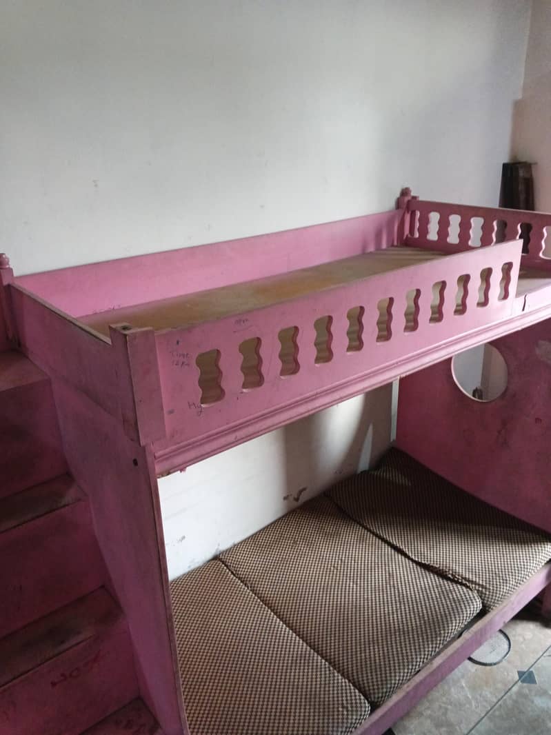 bunk bed and dressing table 1