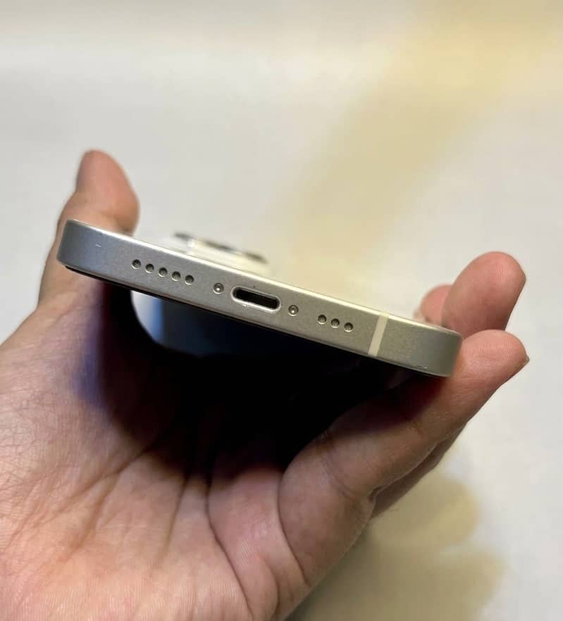 Apple iPhone 14 1