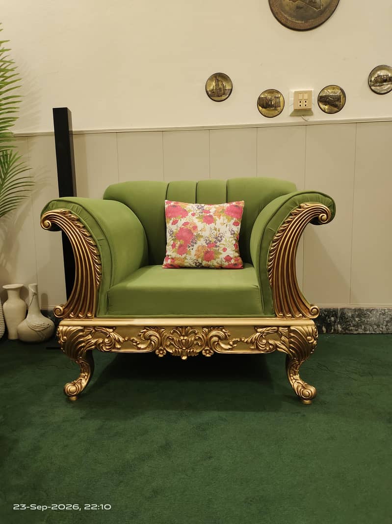 Elegant Chinioti Sofa Set 0