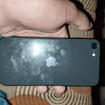 Apple iPhone SE