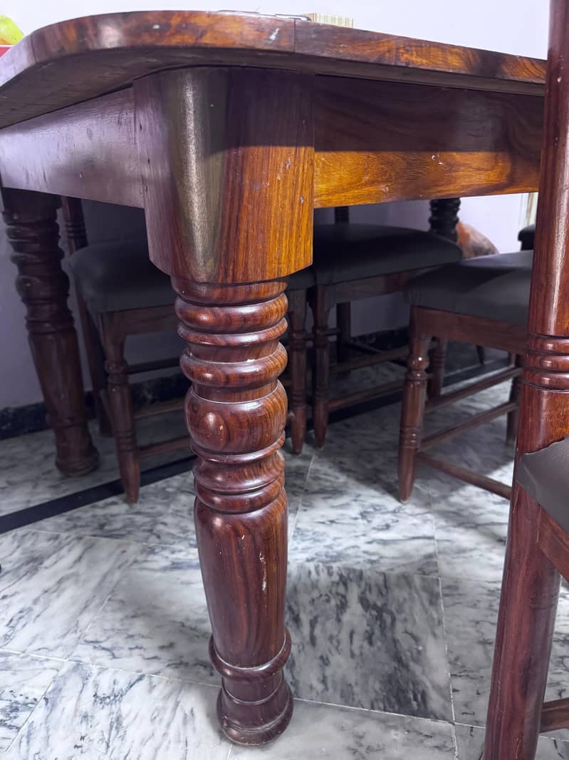 6 seater dining table 4