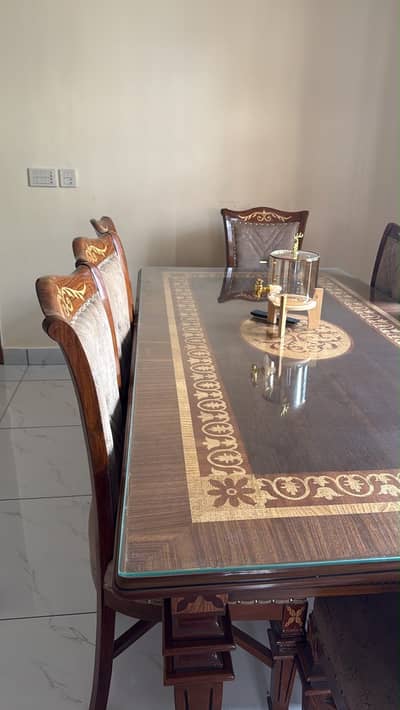 Dining table set of 8 for sale