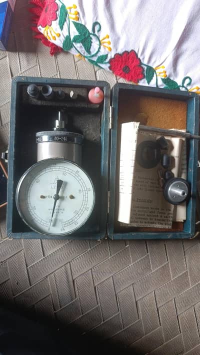 Vintage Mechanical Tachometer / RPM Meter with Original Box