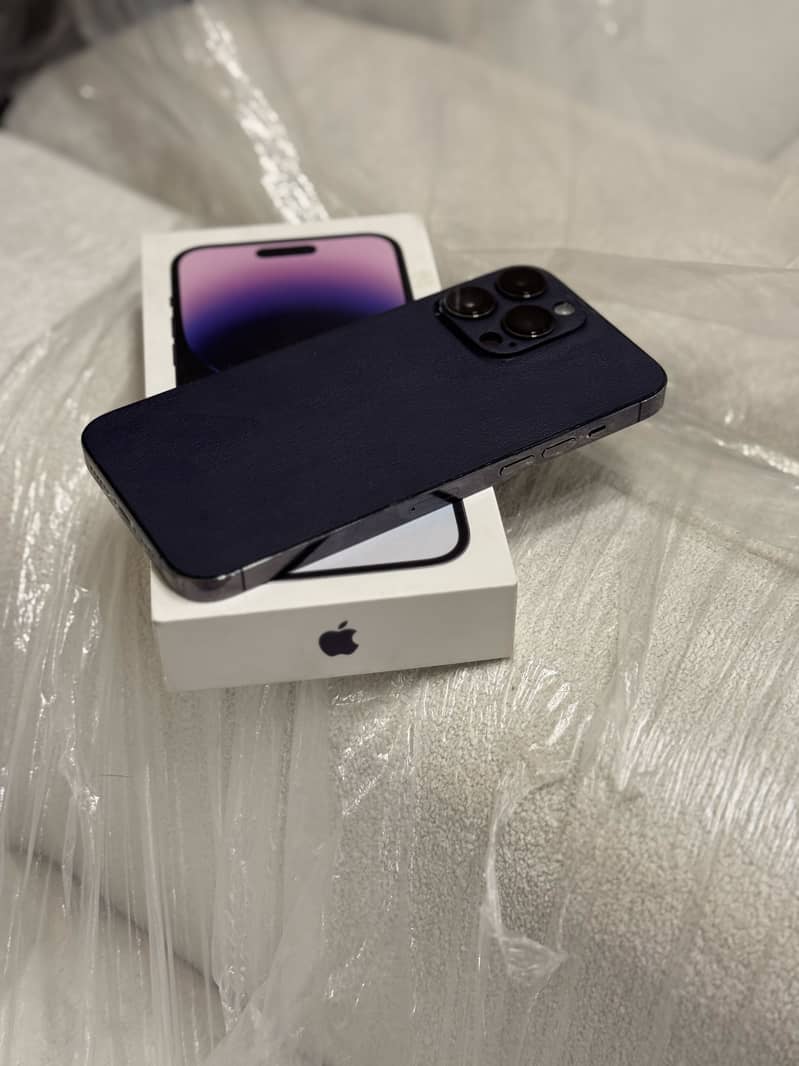 Apple iPhone 14 Pro Max 0