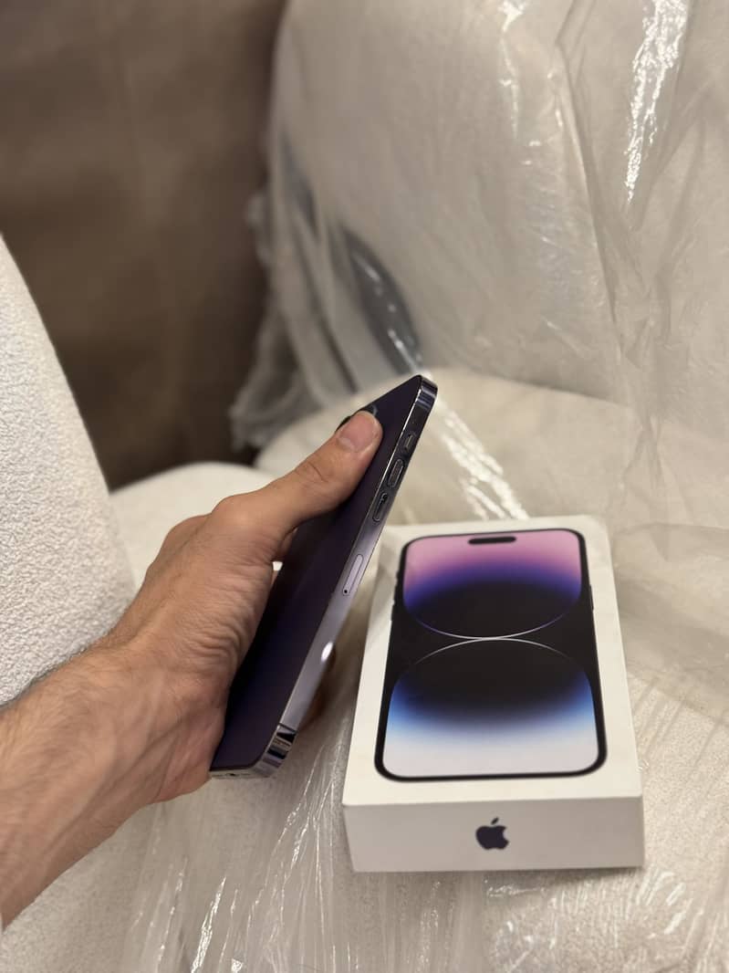 Apple iPhone 14 Pro Max 1