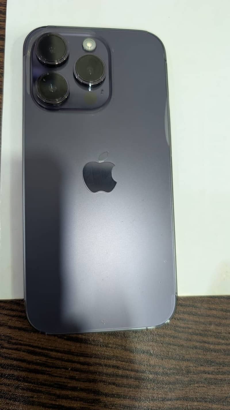 Apple iPhone 14 Pro 1