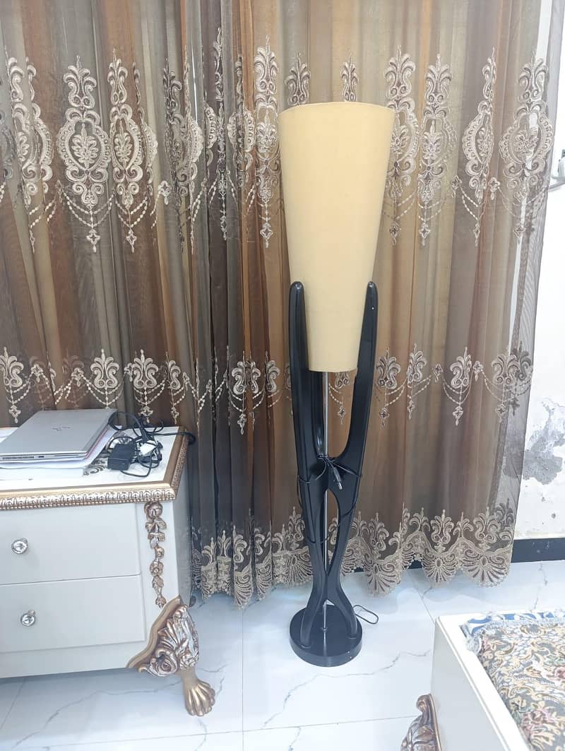 Floor lamp 2