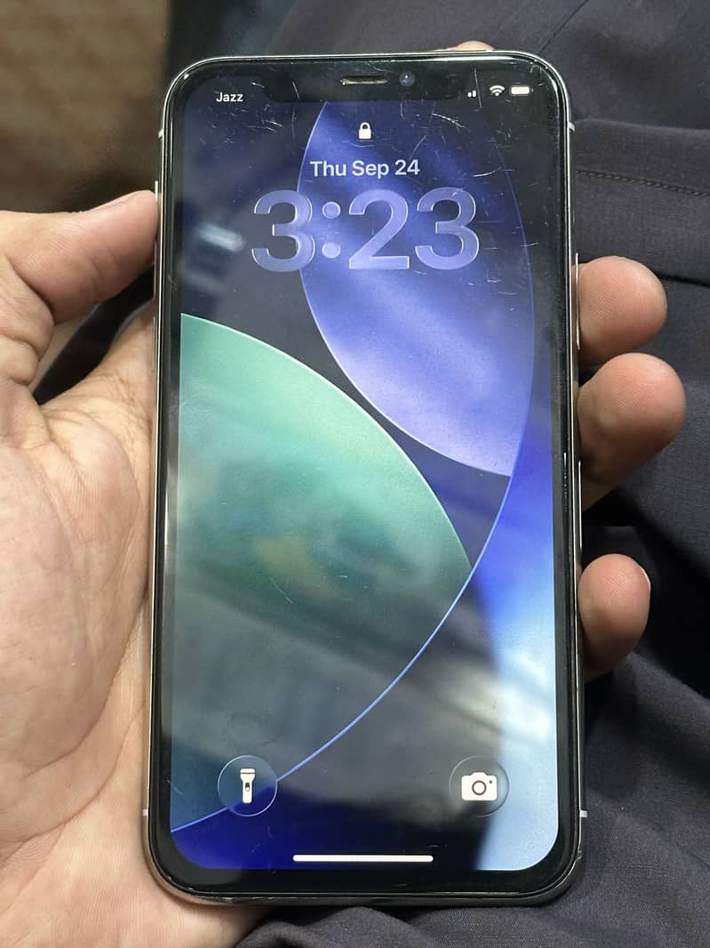 Apple iPhone 11 Pro 1