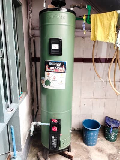 WAVES WWHAL-48 Auto Ignition Gas Geyser