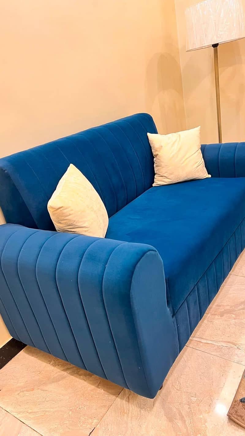 7-seater sofa 2