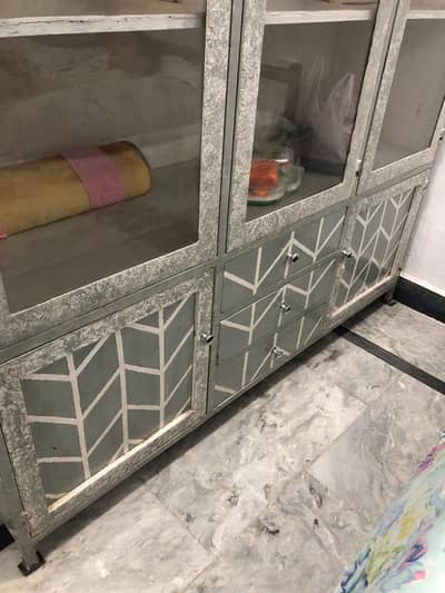Metal almari 3 door 6 ft height