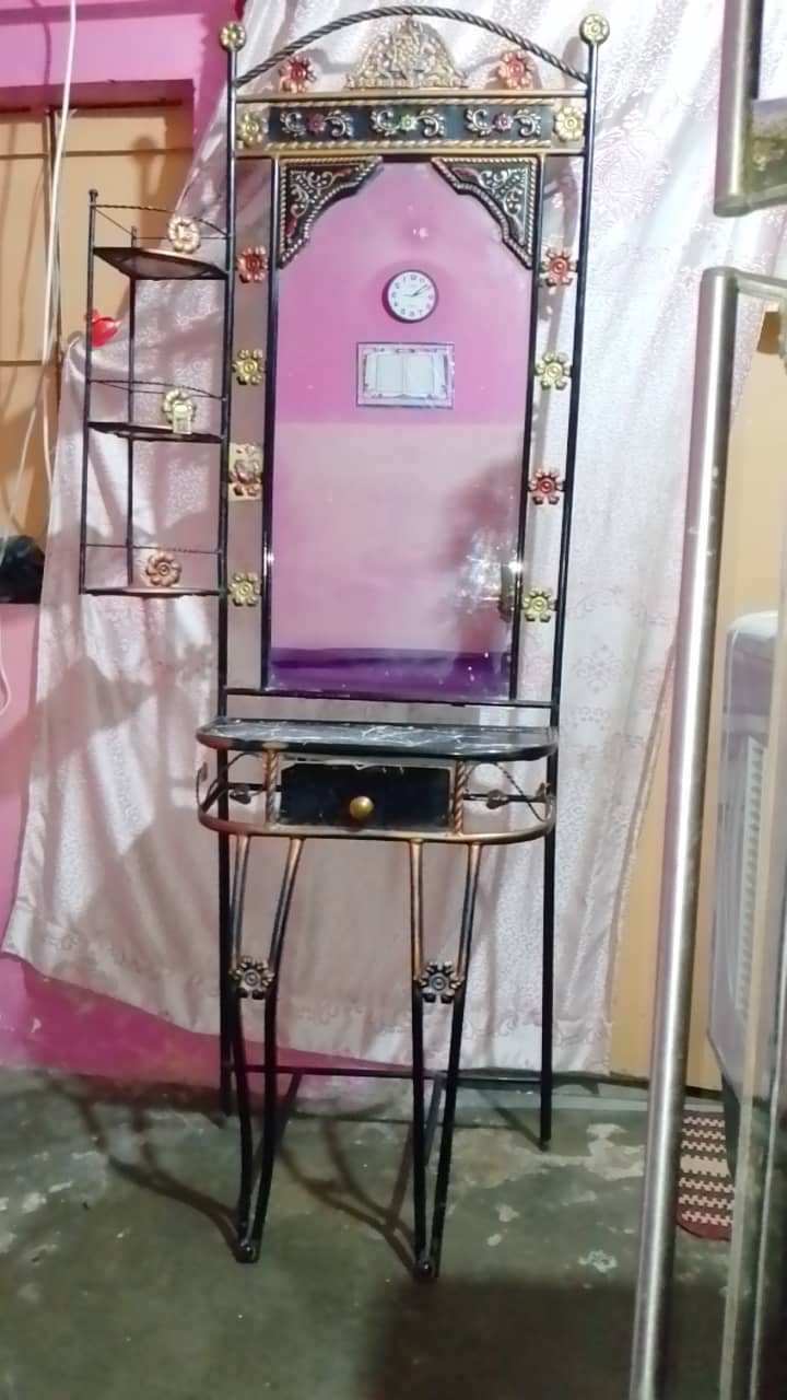 Iron Dressing Table 0