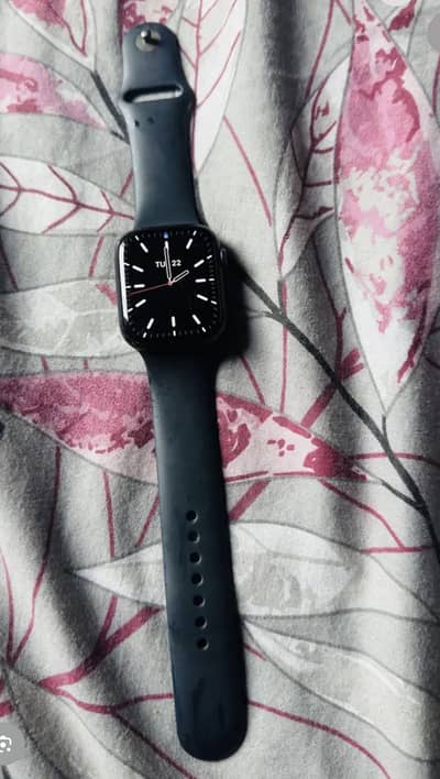 Apple Watch Series 7 45mm – Excellent Condition